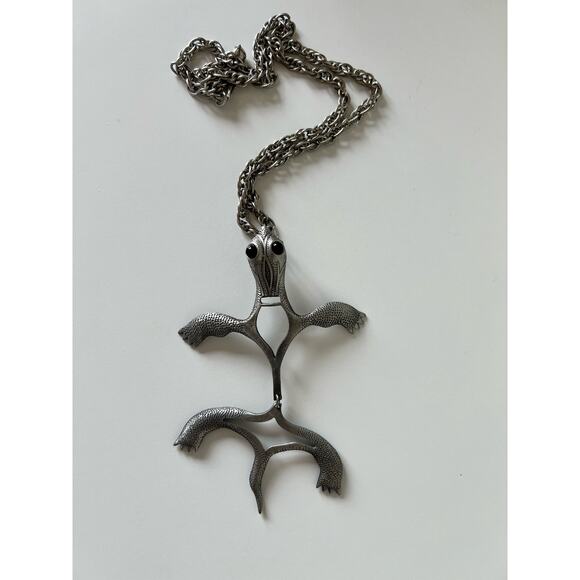 Vintage Gecko Lizard Pendant Necklace Unbranded 20 Inches - Picture 1 of 10